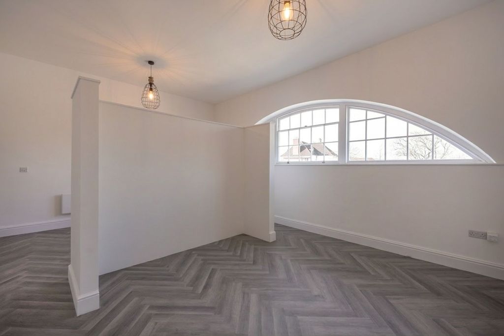 Additional image 2 of 1 bed flat to rentPriory Street, Monmouth NP25