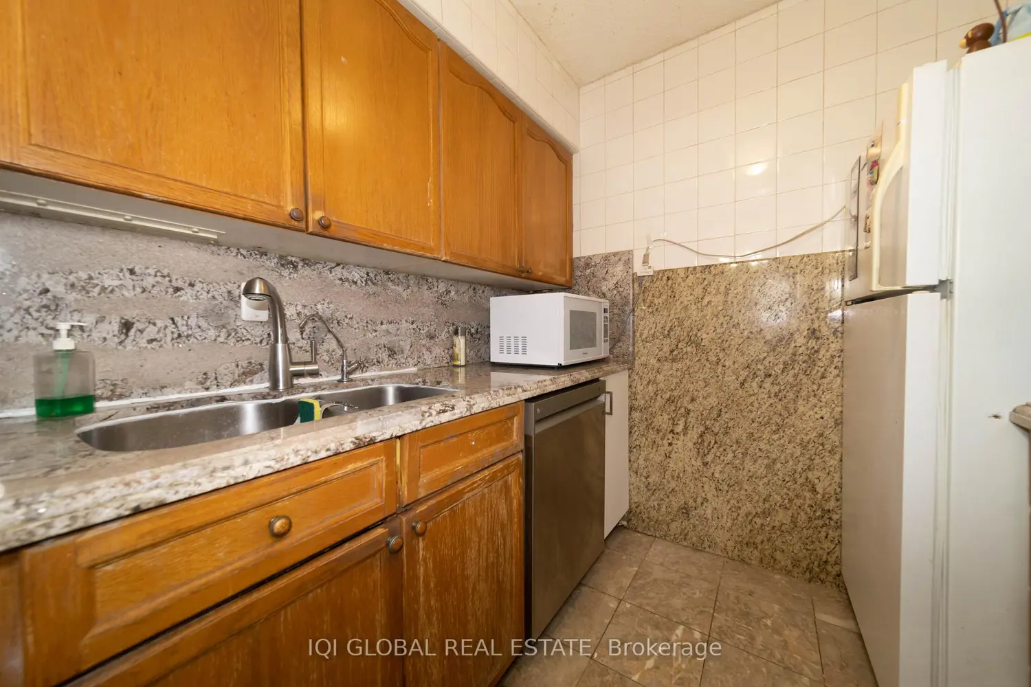 Additional image 5 of 50 Lotherton Pathway 1115