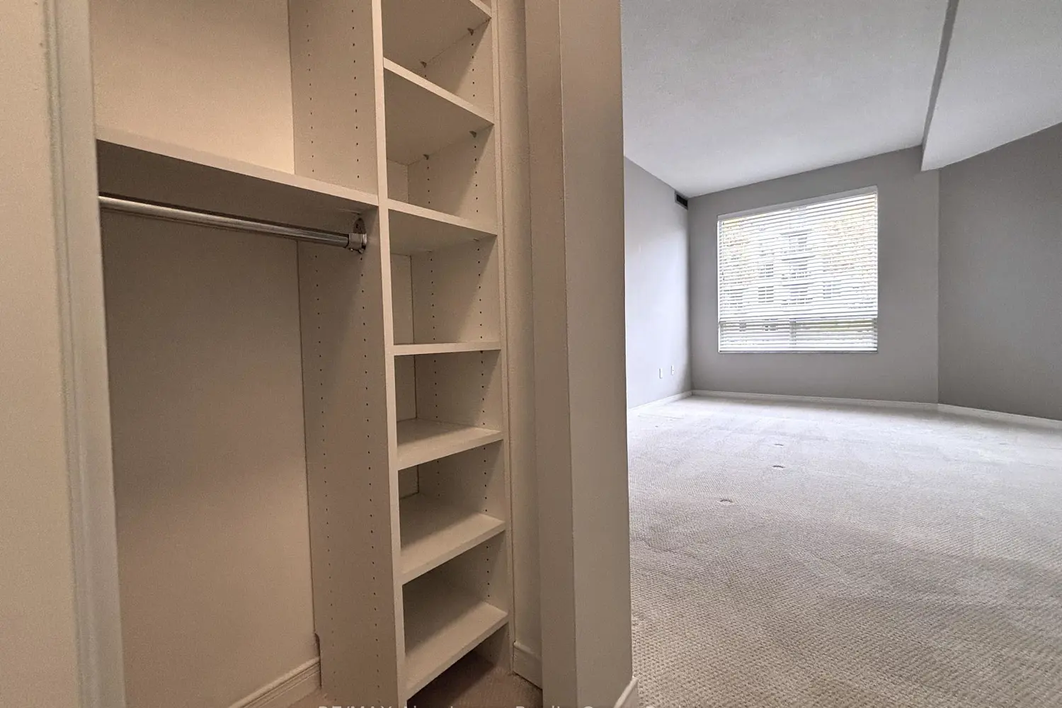 Additional image 6 of 2511 Lakeshore Road 406