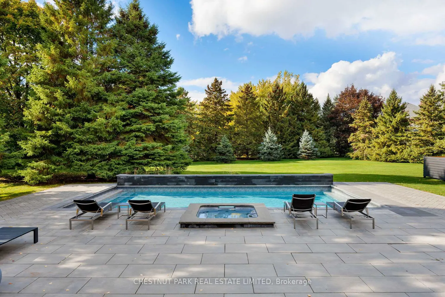 Additional image 17 of 20 Fenyrose Crescent