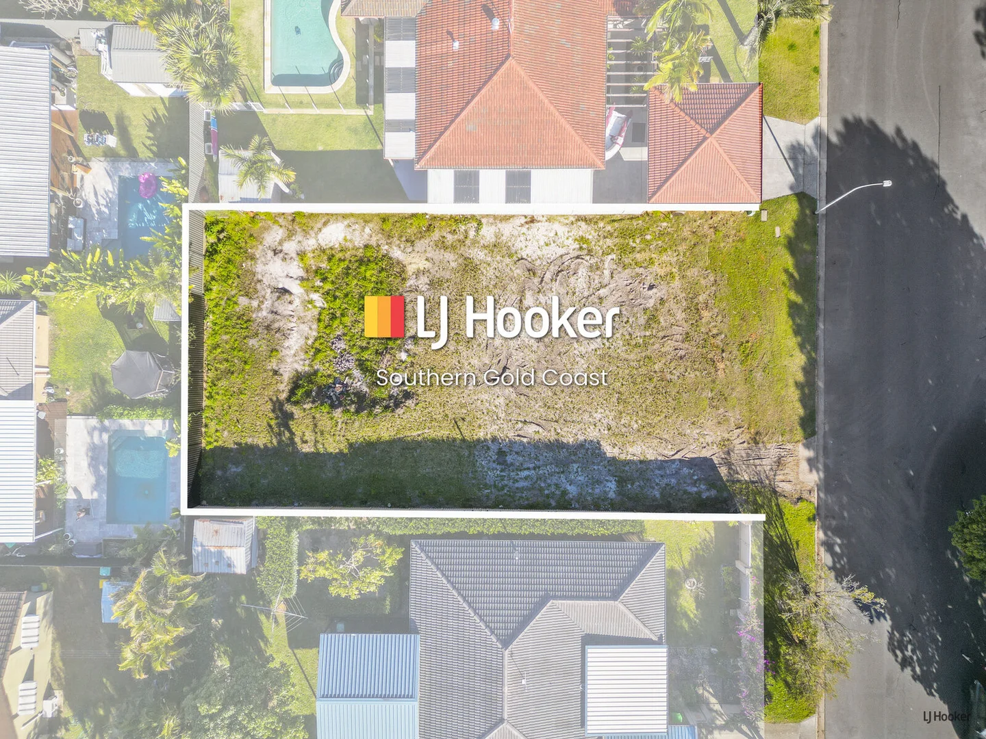 11 Melaleuca Drive, Palm Beach QLD 4221 photo 2