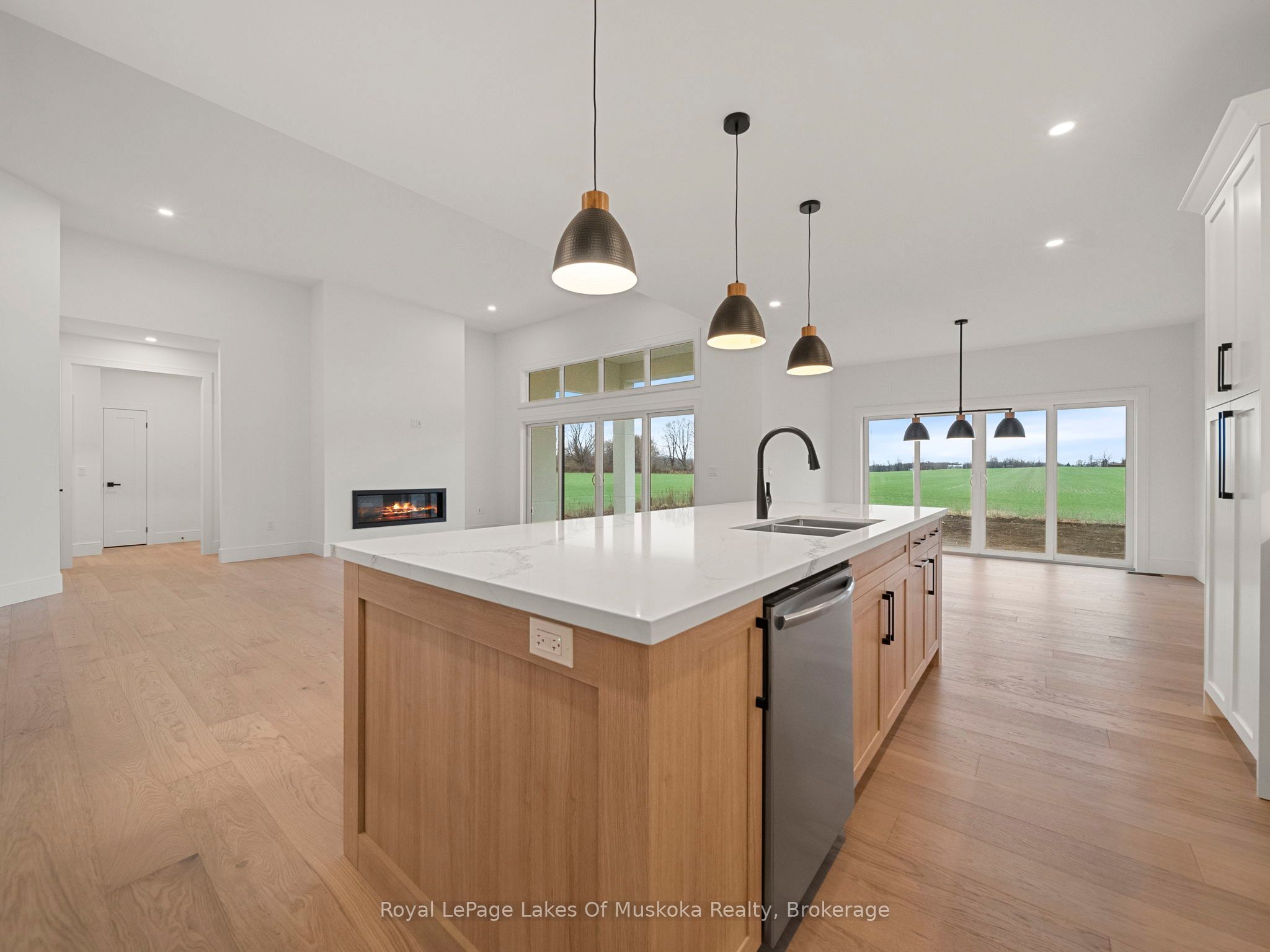 Additional image 6 of 23 Henry Ball Court, Oro-medonte, ON, L0K 2G1