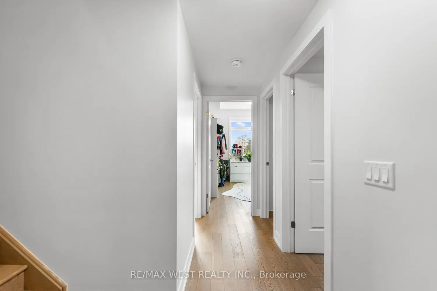 Additional image 12 of 1062 Douglas Mccurdy Common