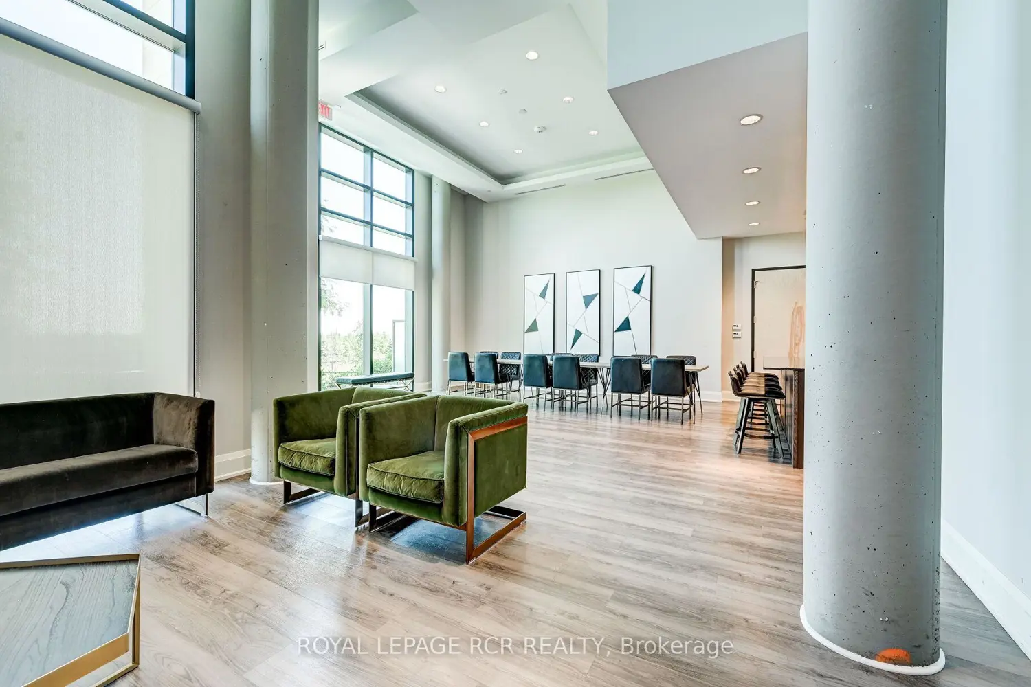 Additional image 19 of 65 Yorkland Boulevard 107