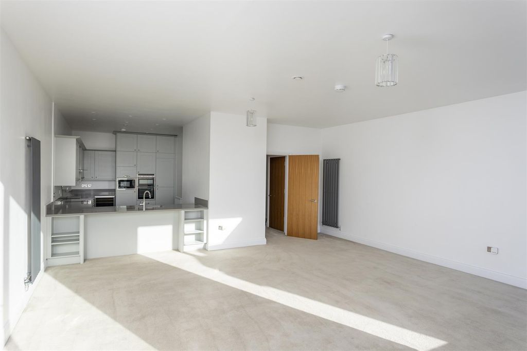 Additional image 9 of 3 bed flat to rentThe Residence, Bishopthorpe Road, York YO23