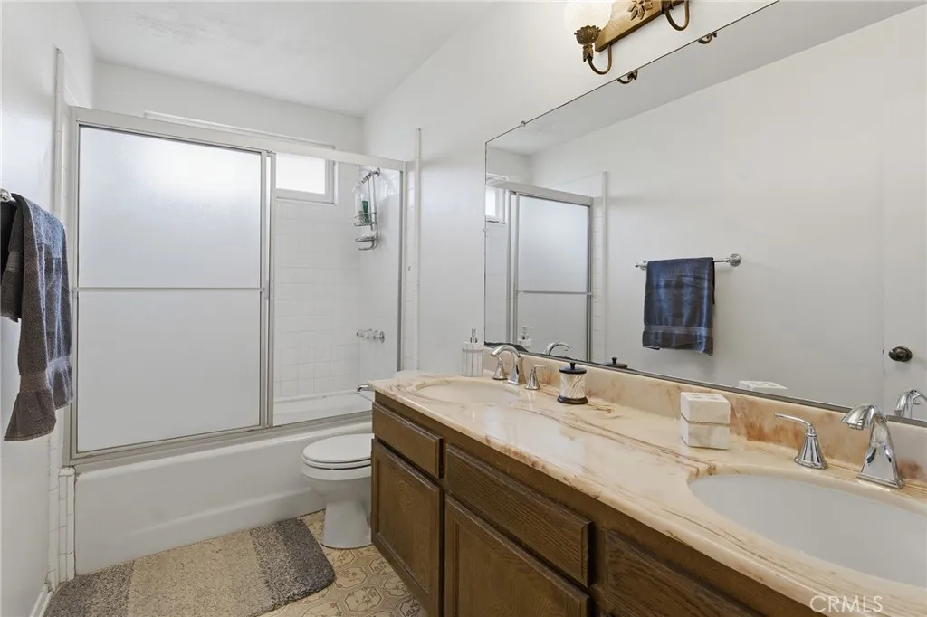 Additional image 27 of 22963 Collins Street, Woodland Hills, CA 91367