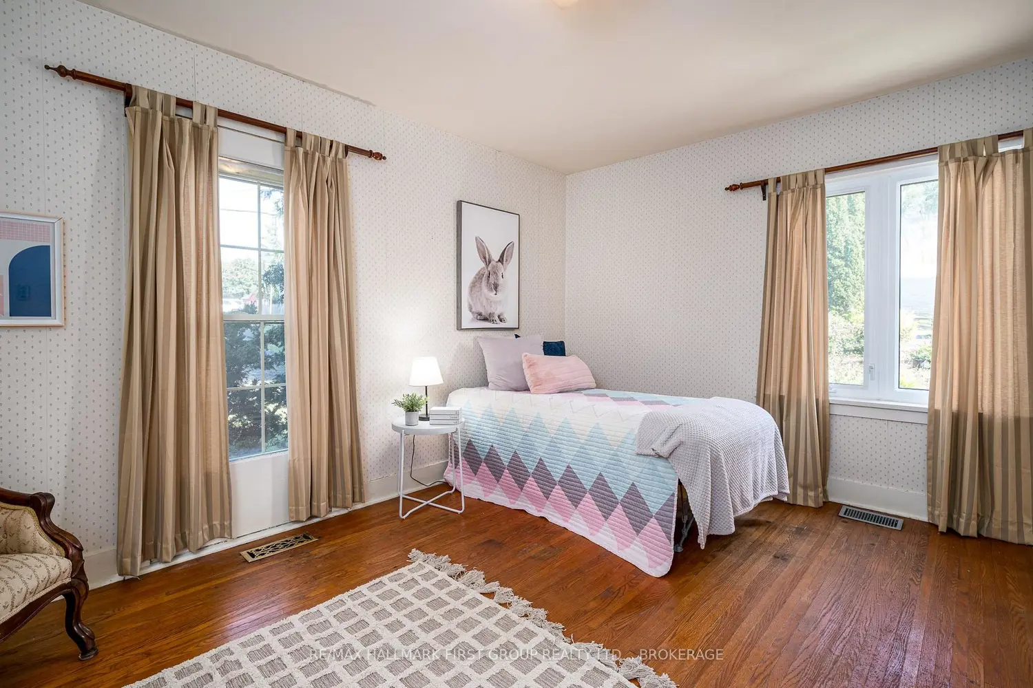 Additional image 9 of 366 Dundas Street