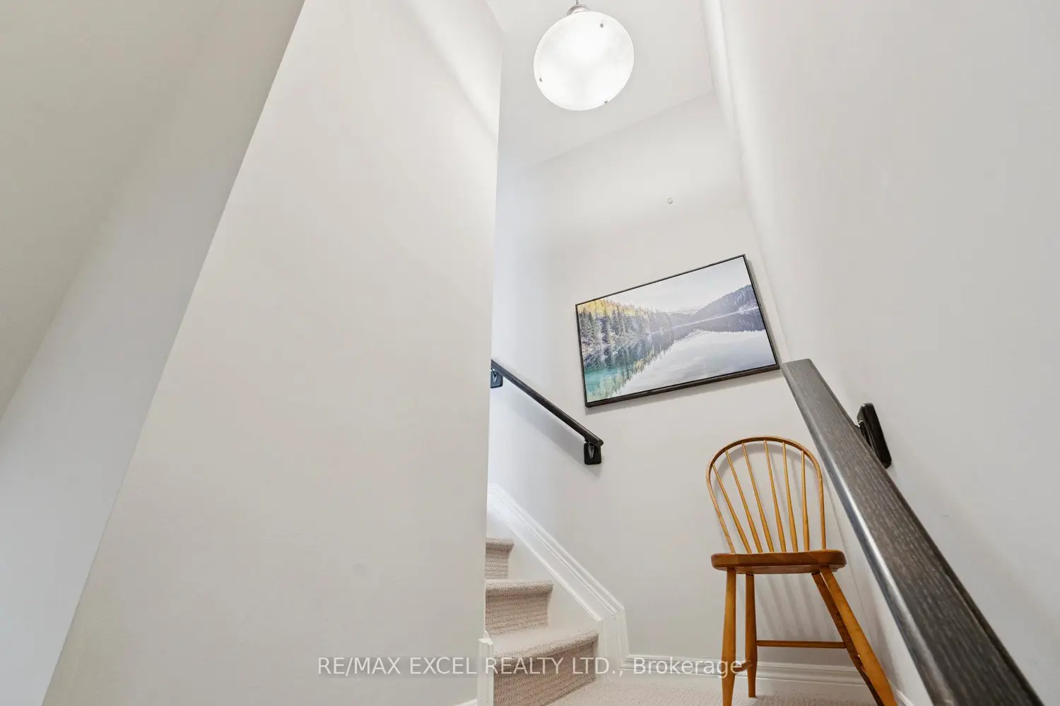 Additional image 14 of 6401 Shapton Crescent