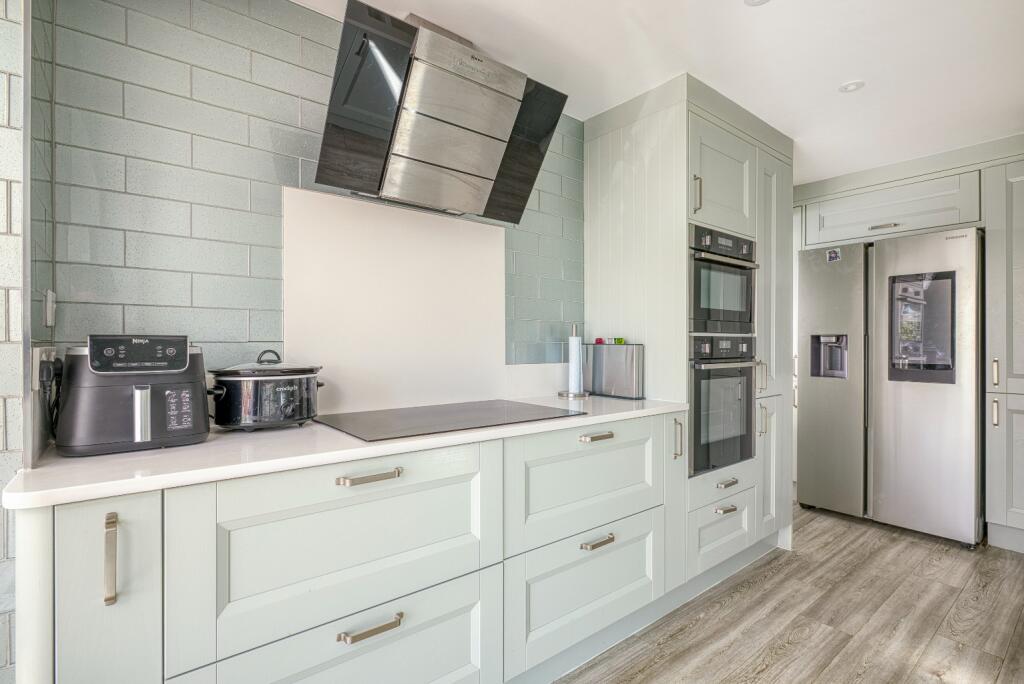 Additional image 6 of Quiet, tucked away location