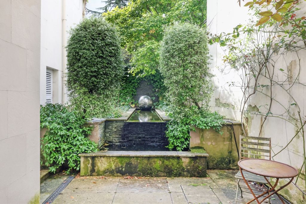 Additional image 13 of 5 bed flat to rentCheltenham, Gloucestershire GL50