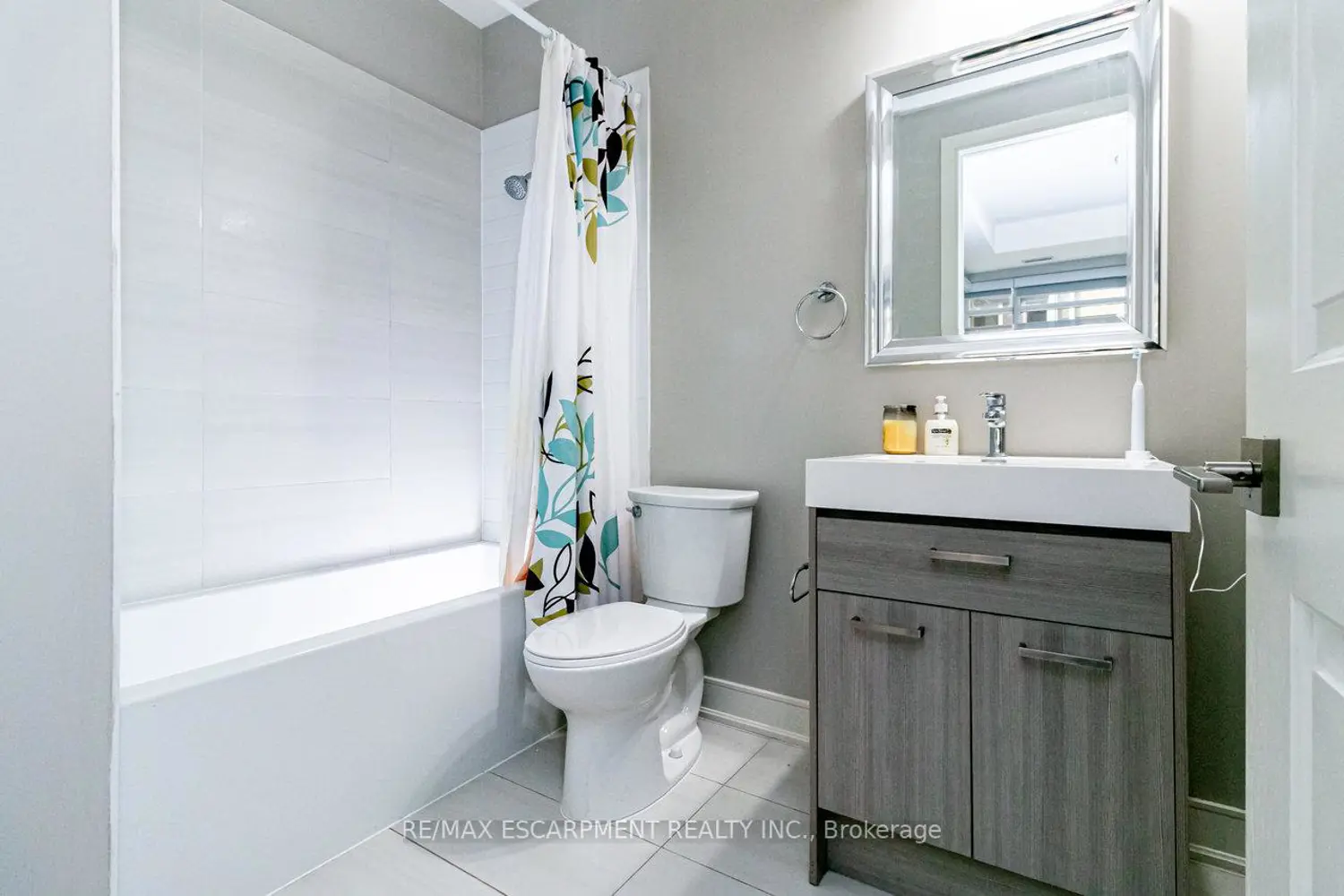 Additional image 12 of 150 Main Street 801