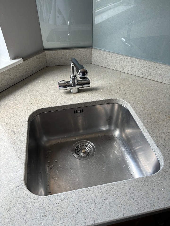 Additional image 12 of 2 Bed Flat, Hawthornden Place, EH7, N1 7GU