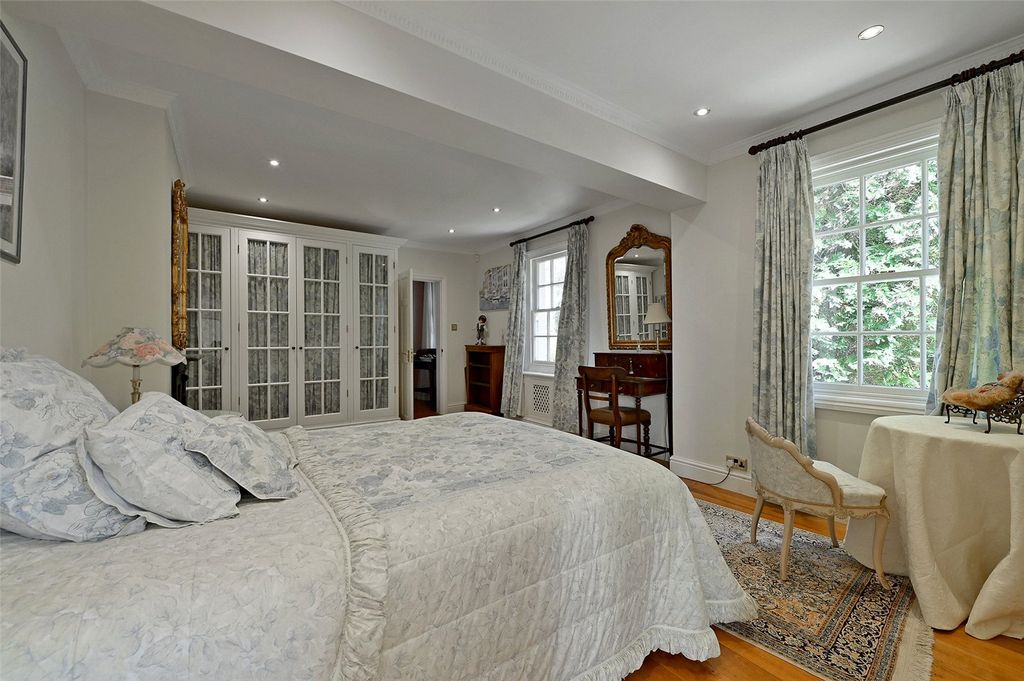 Additional image 13 of 5 bed detached house to rentHighmoor Cross, Henley-On-Thames, Oxfordshire RG9