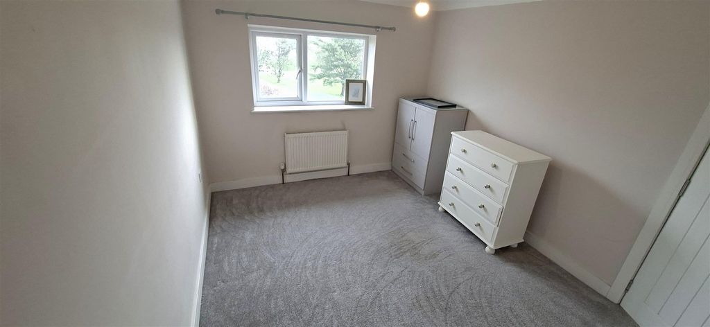 Additional image 10 of 3 bed semi-detached house to rentJury Lane, Haverfordwest SA61