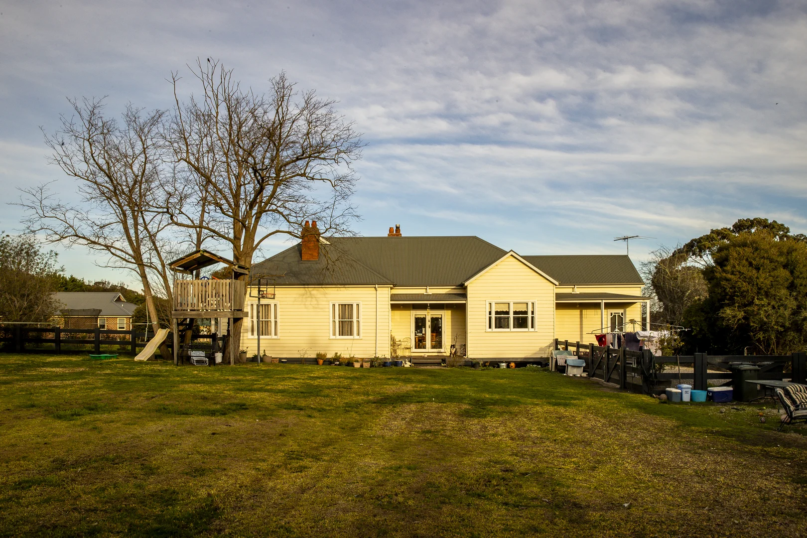 Additional image 21 of 10 Namnan Way, Gisborne South VIC 3437