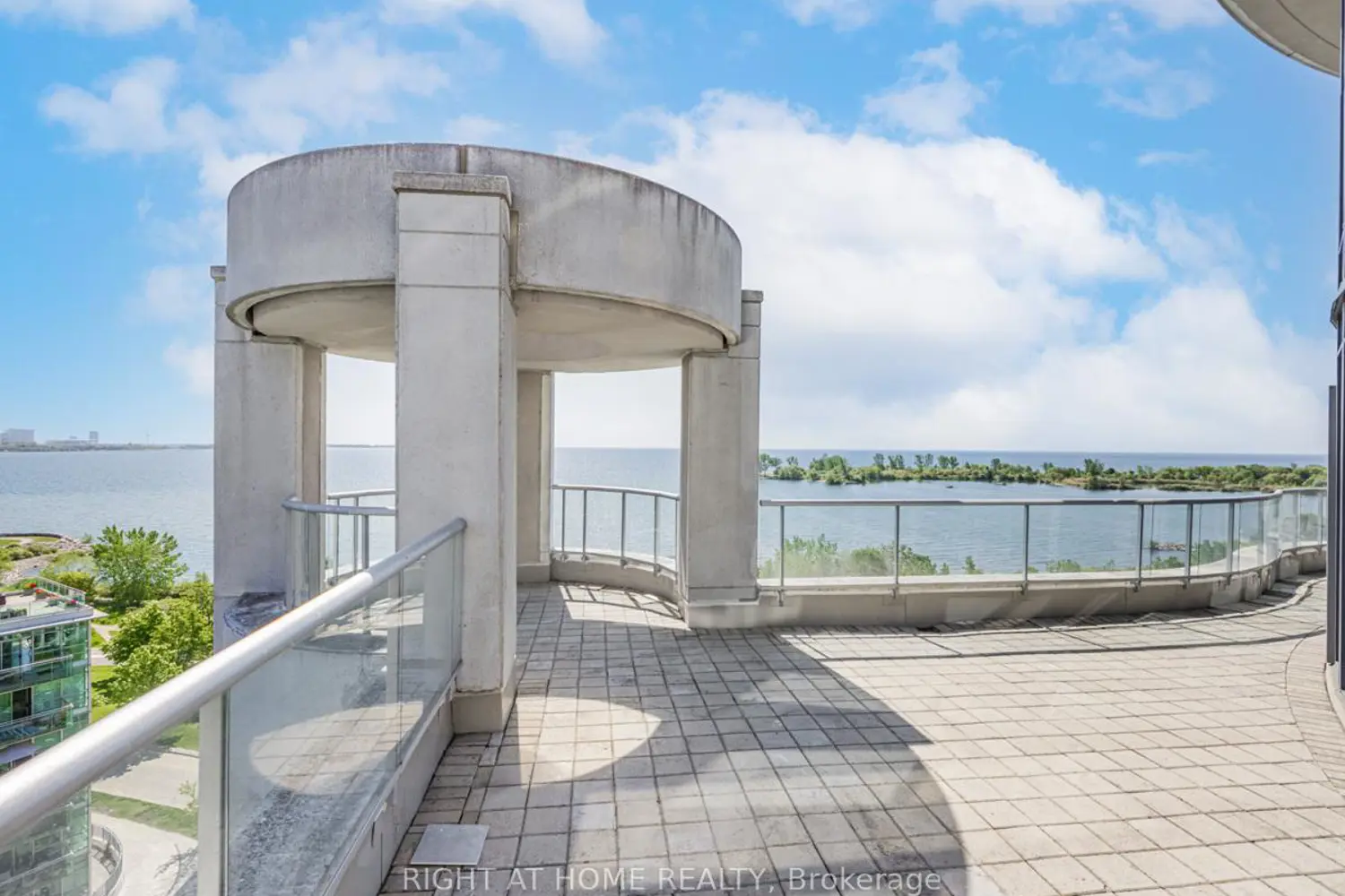 Additional image 16 of 2095 Lake Shore Boulevard Lph19