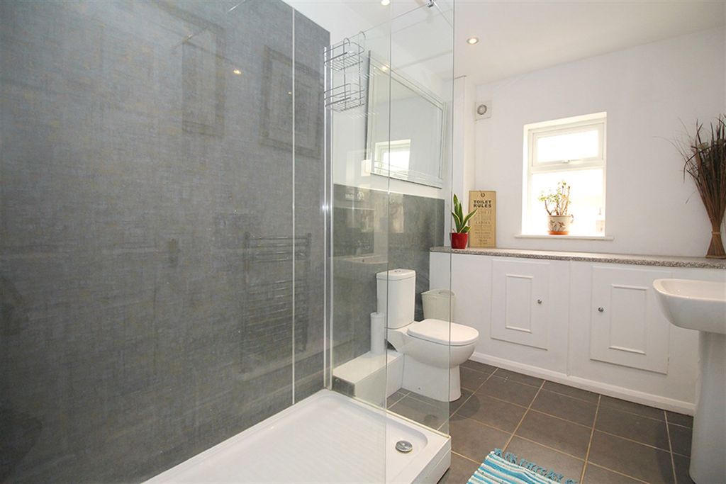 Additional image 8 of 9 bed town house to rentKnightthorpe Road, Loughborough LE11