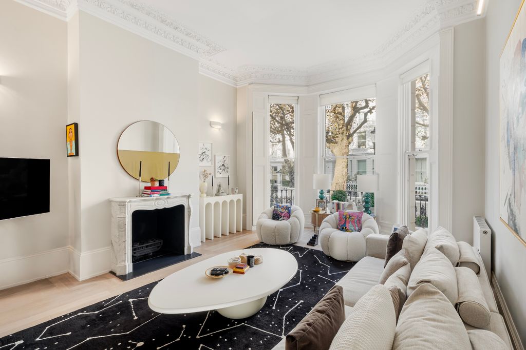 3 bed flat to rentHolland Park, London W11