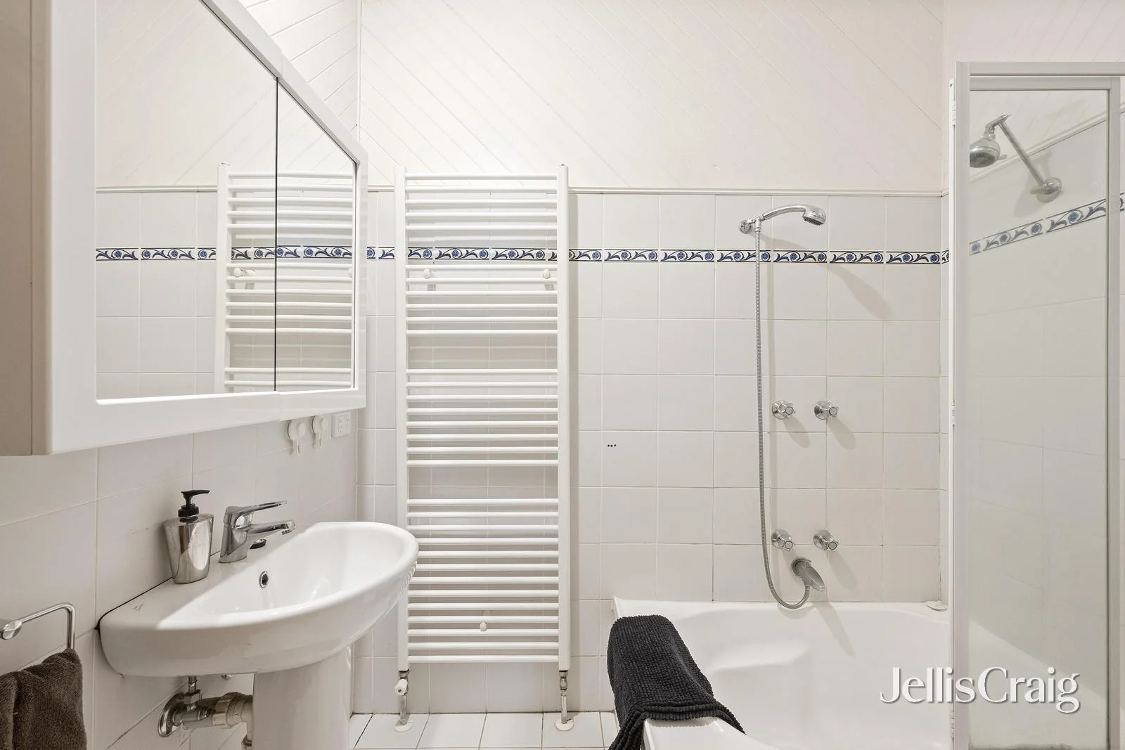 Additional image 9 of 2 Wellington Road, Warburton VIC 3799