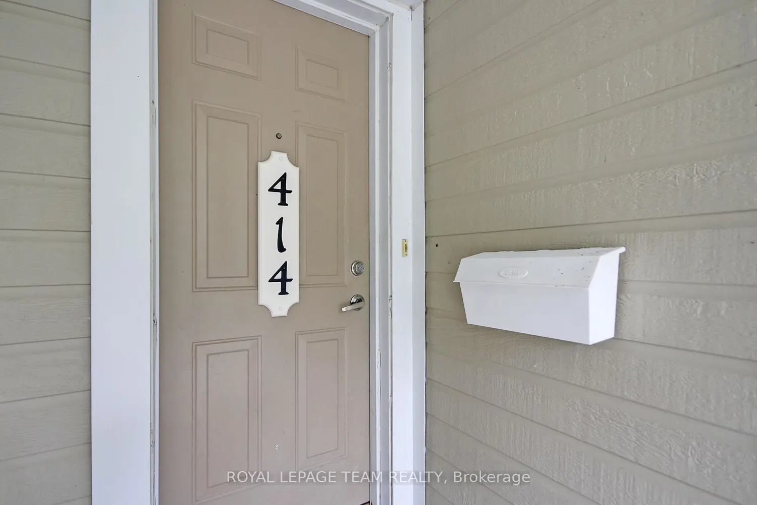 Additional image 17 of 414 Hillsboro Private 16