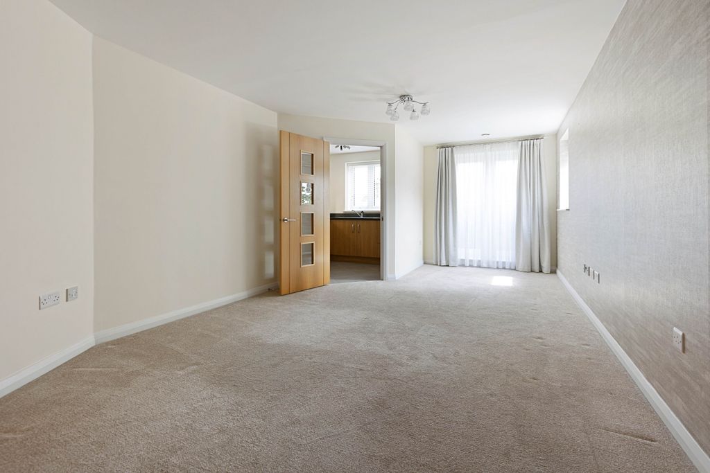 Additional image 3 of 1 bed flat to rentLancaster Road, Carnforth LA5