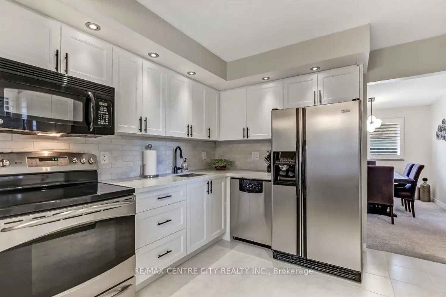 Additional image 10 of 2 Aldersbrook Crescent