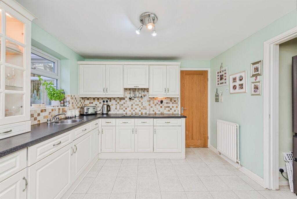 Additional image 6 of Potter Close, BIRMINGHAM