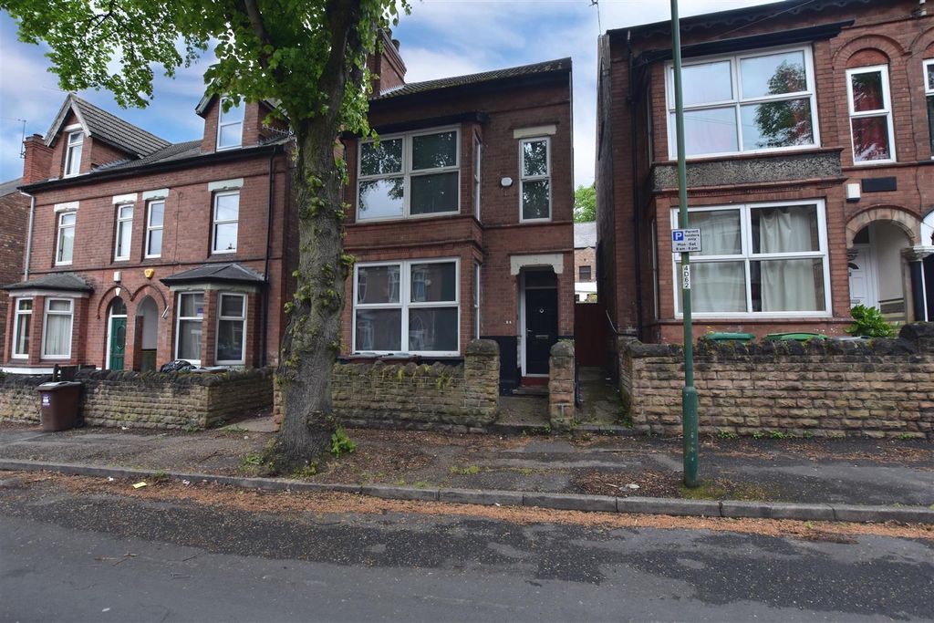 6 bed shared accommodation to rentDerby Grove, Nottingham NG7