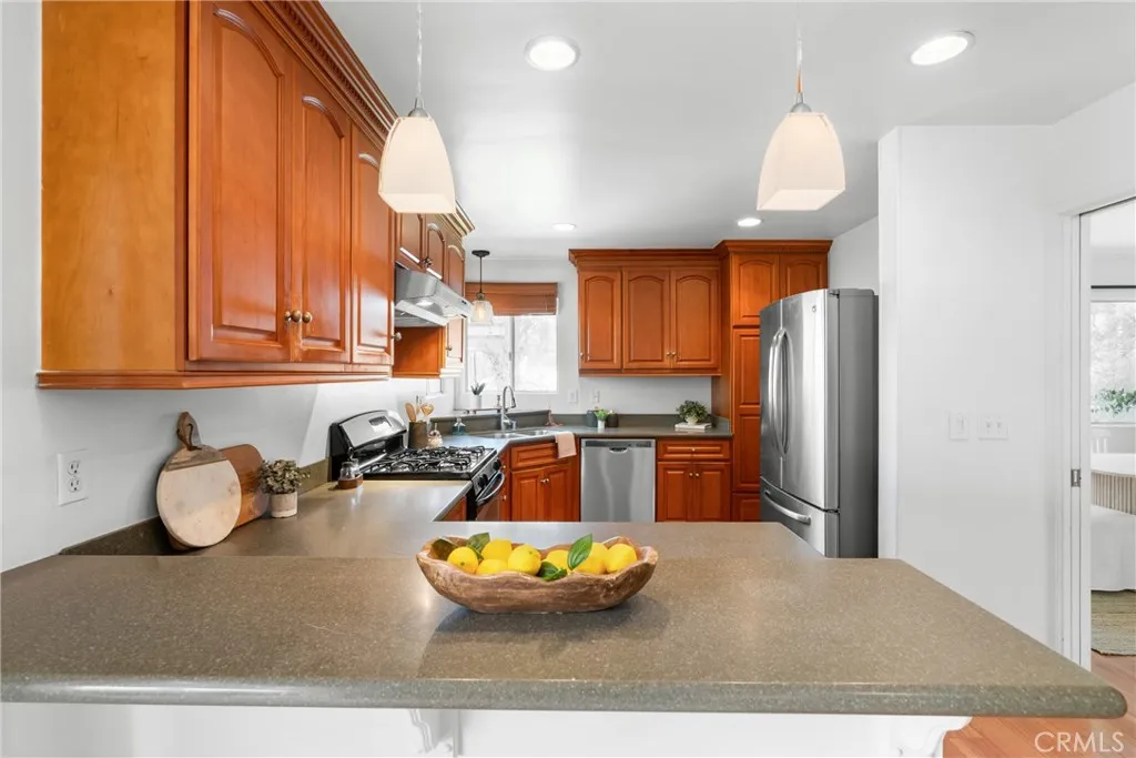 Additional image 64 of 586 36th St, Manhattan Beach, CA 90266