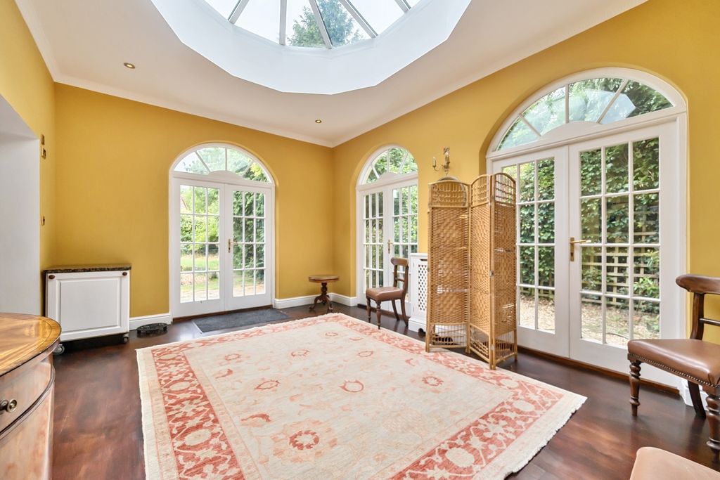 Additional image 6 of 5 bed detached house to rentHighmoor Cross, Henley-On-Thames RG9