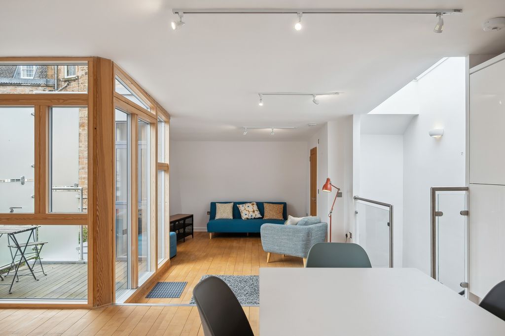 Additional image 4 of 1 bed mews to rentLansdowne Crescent Lane, Kelvinbridge, Glasgow G20