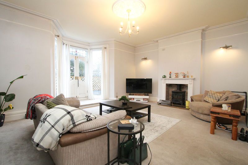 Additional image 2 of 2 bed flat to rentHill Road, Clevedon BS21