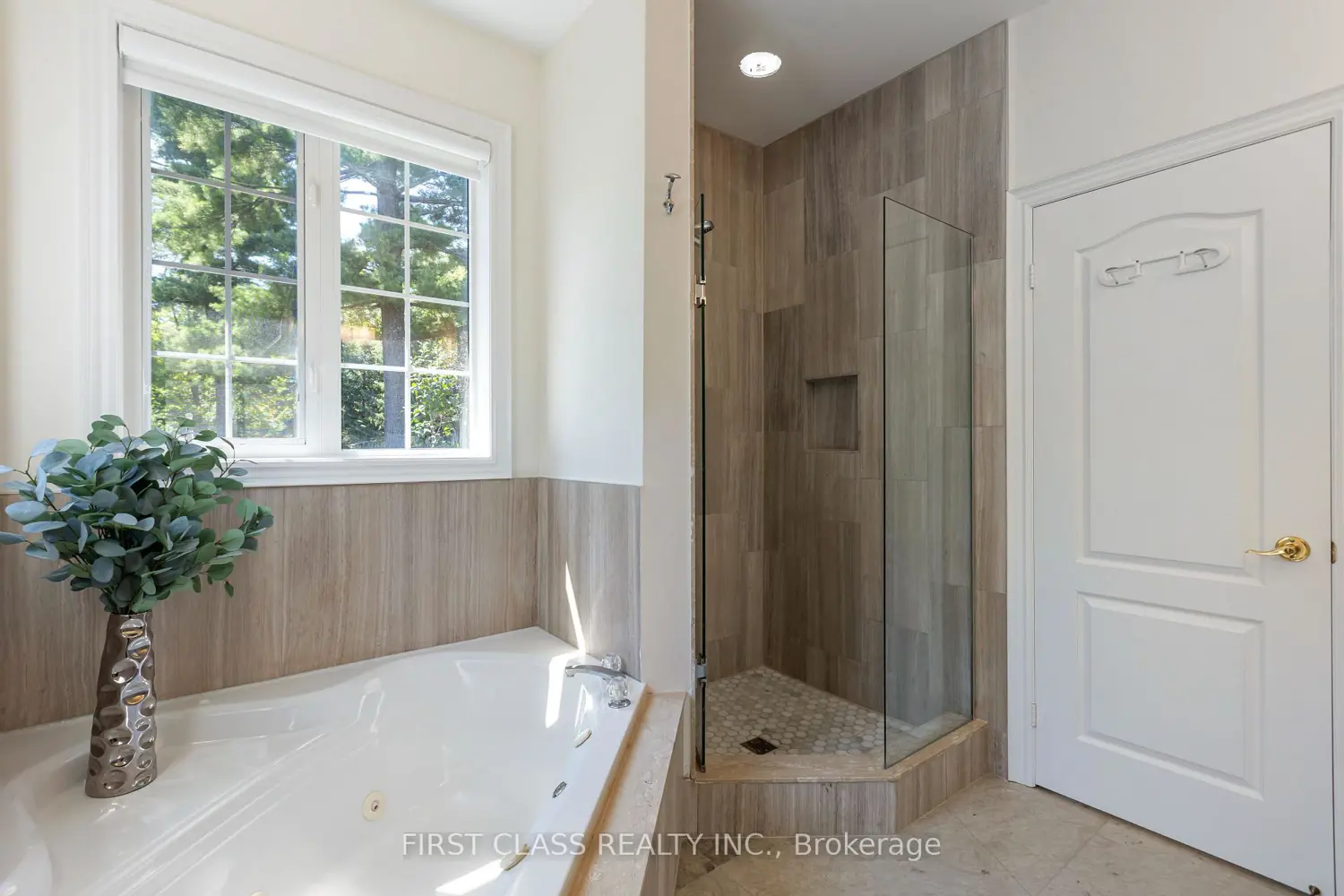 Additional image 10 of 2292 Eighth Line