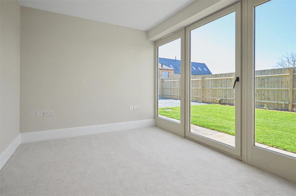 Additional image 13 of 3 bed barn conversion to rentHardwick Road, Wellingborough NN8