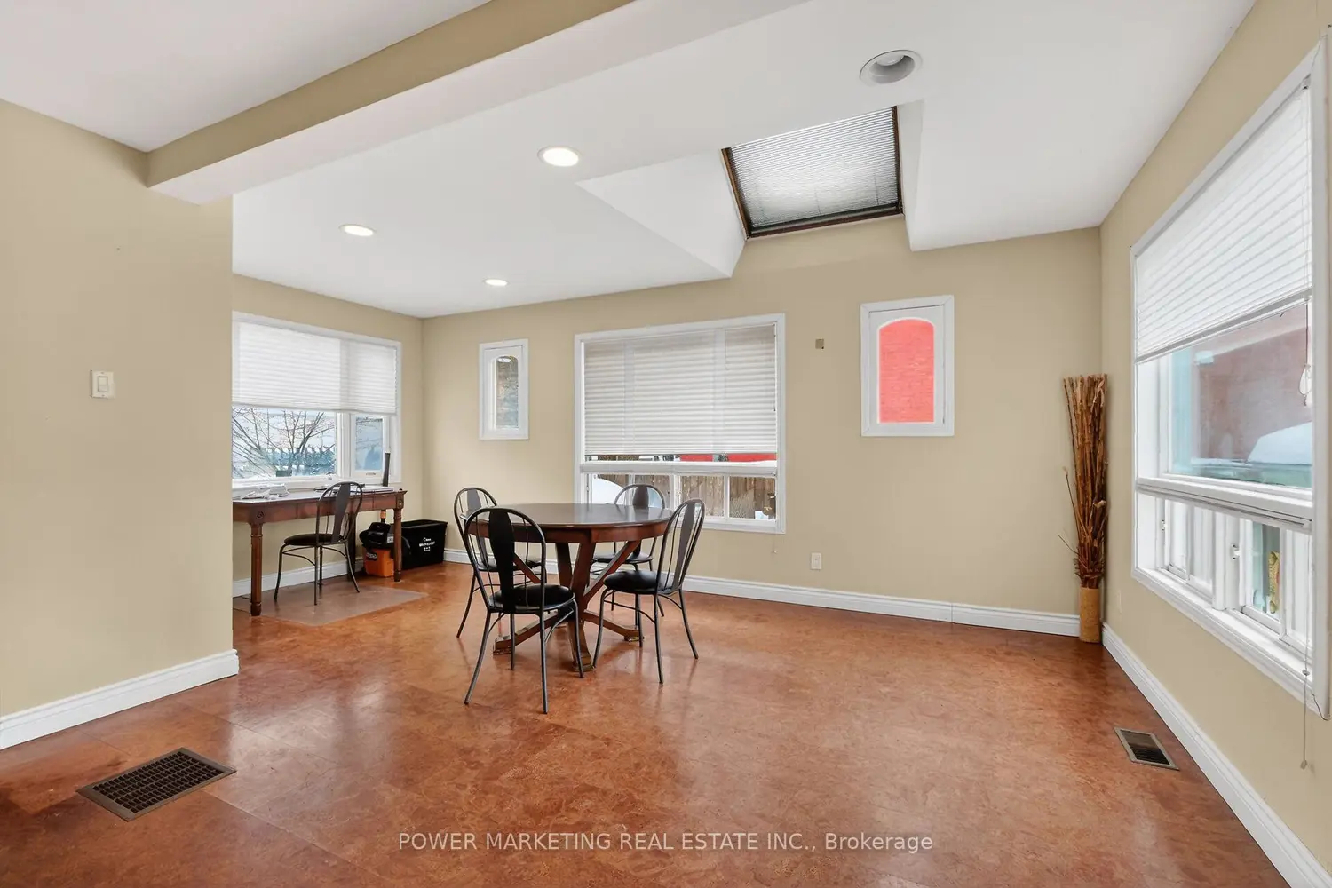Additional image 6 of 21 Perkins Street