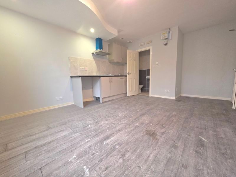 Additional image 7 of 9 bed terraced house to rentUpper High Street, Wednesbury WS10
