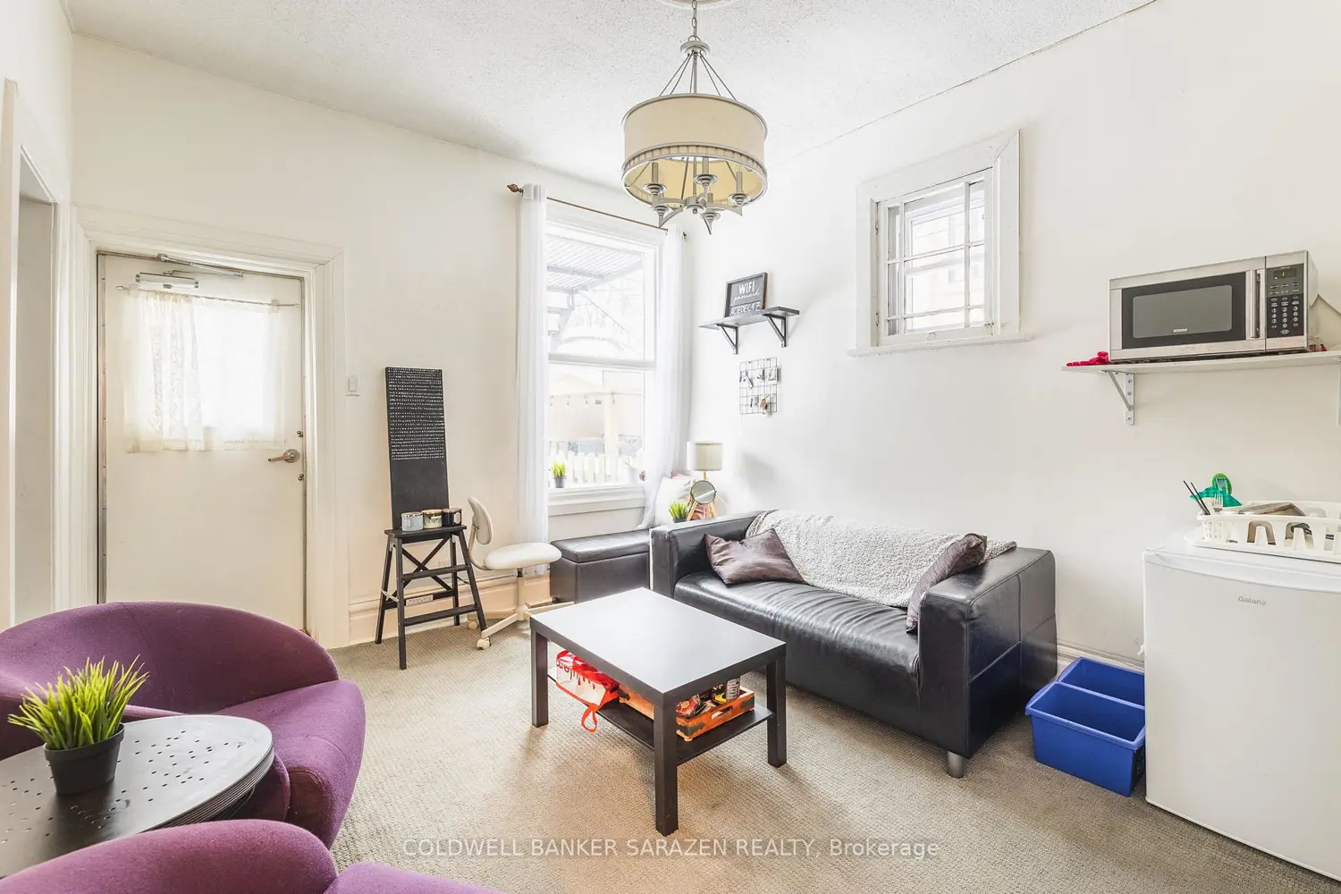 229 Charlotte Street photo 5