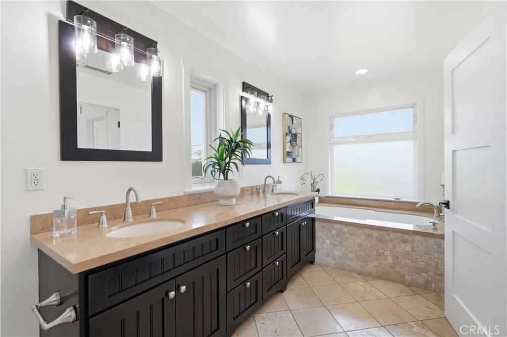 Additional image 80 of 1808 Manzanita Lane, Manhattan Beach, CA 90266