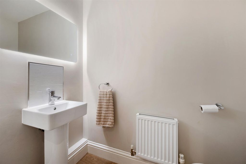 Additional image 27 of 6 bed detached house to rentAspen Drive, Scarcroft, Leeds LS14
