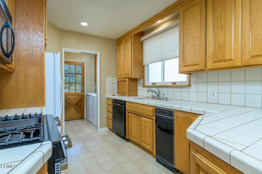 Additional image 12 of 3416 Maryann Street, Glendale, CA 91214