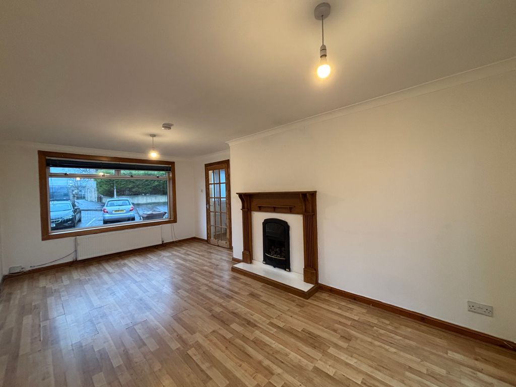 Additional image 3 of 2 bed property to rentMaxwell Place, Glenrothes KY6