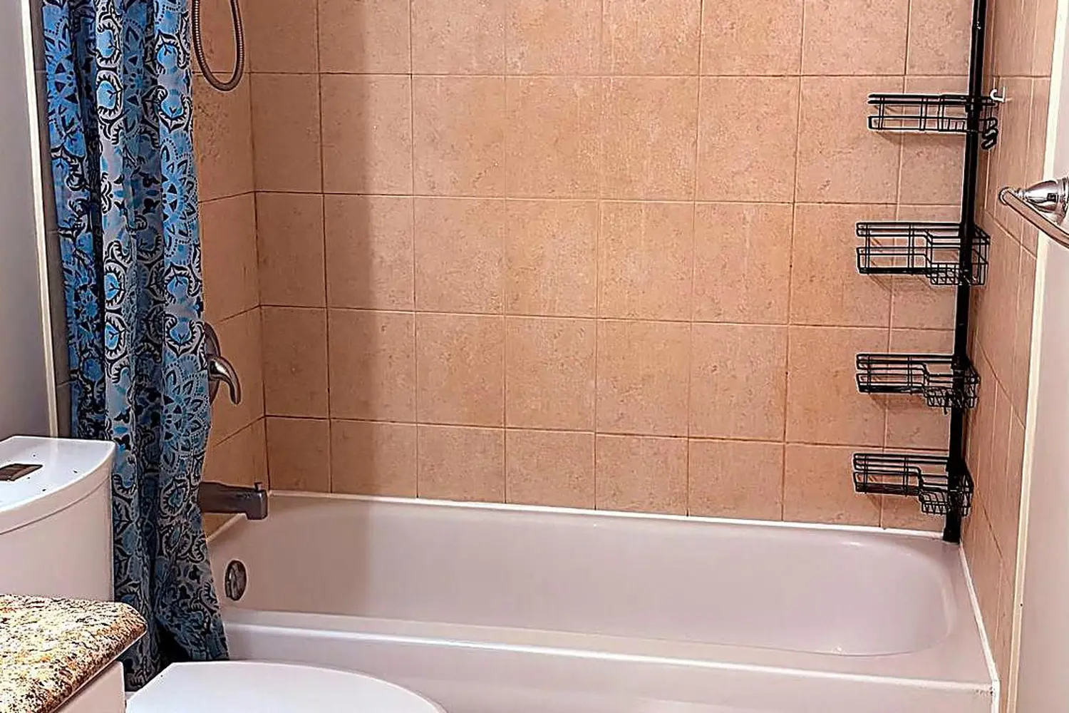 Additional image 15 of 1060 Southdale Road 36