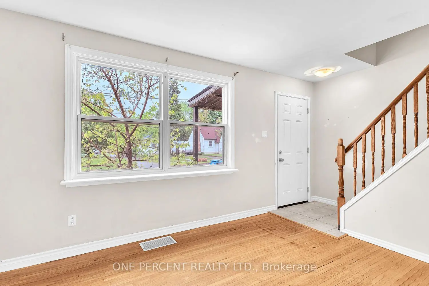 Additional image 3 of 1185 Albany Street