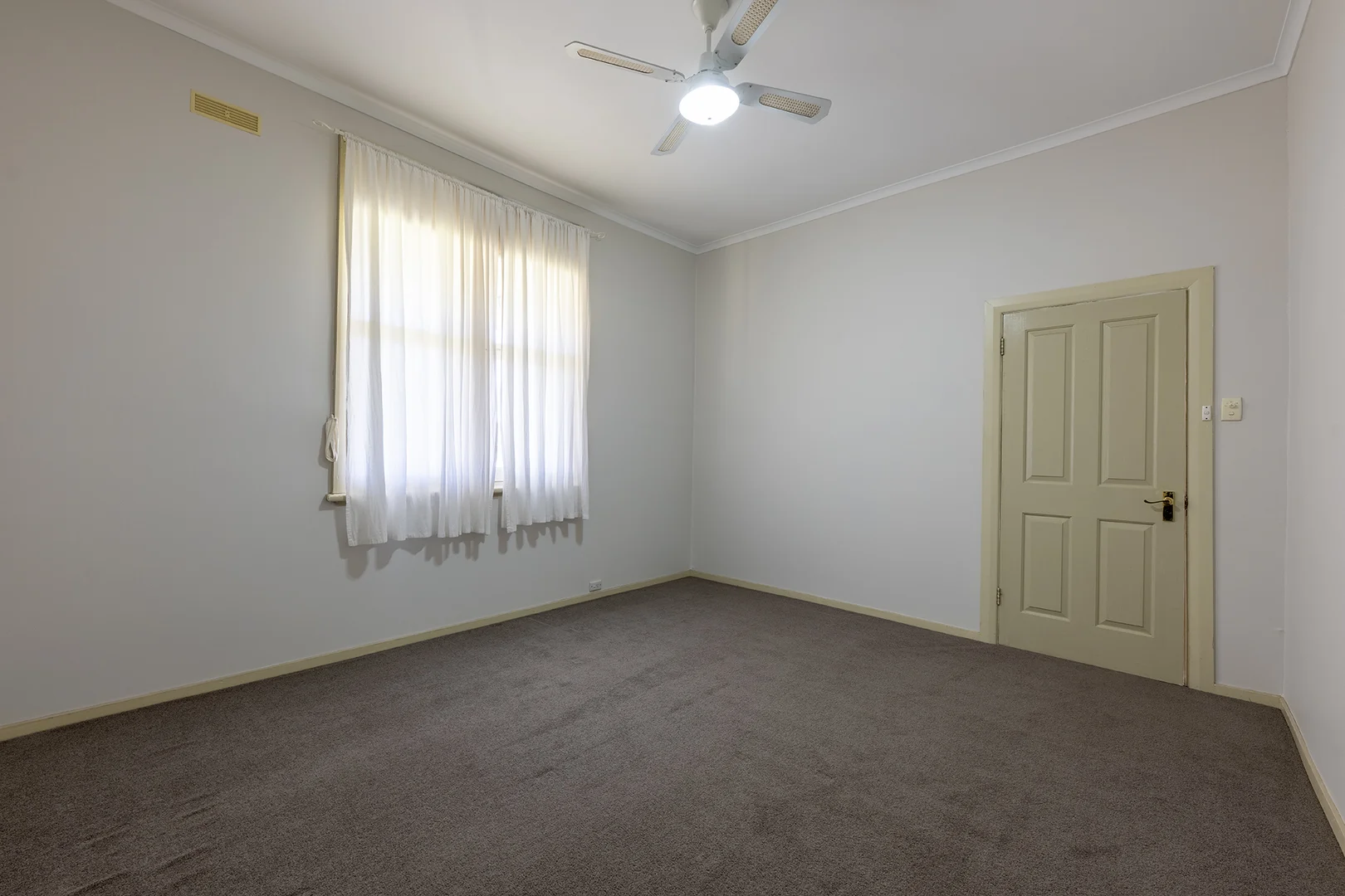 Additional image 12 of 30 & 30A Davis Avenue, Nhill VIC 3418