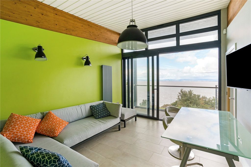 Additional image 13 of 6 bed detached house to rentLadye Bay, Clevedon, North Somerset BS21