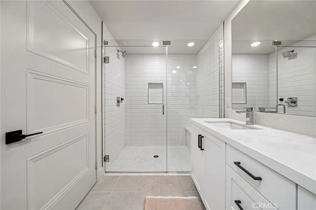 Additional image 42 of 16175 Dawn Way Unit 302, Tustin, CA 92782