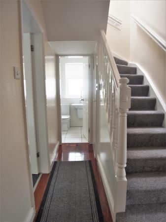 Additional image 14 of 4 bed detached house to rentGilmourton Crescent, Newton Mearns, Glasgow G77