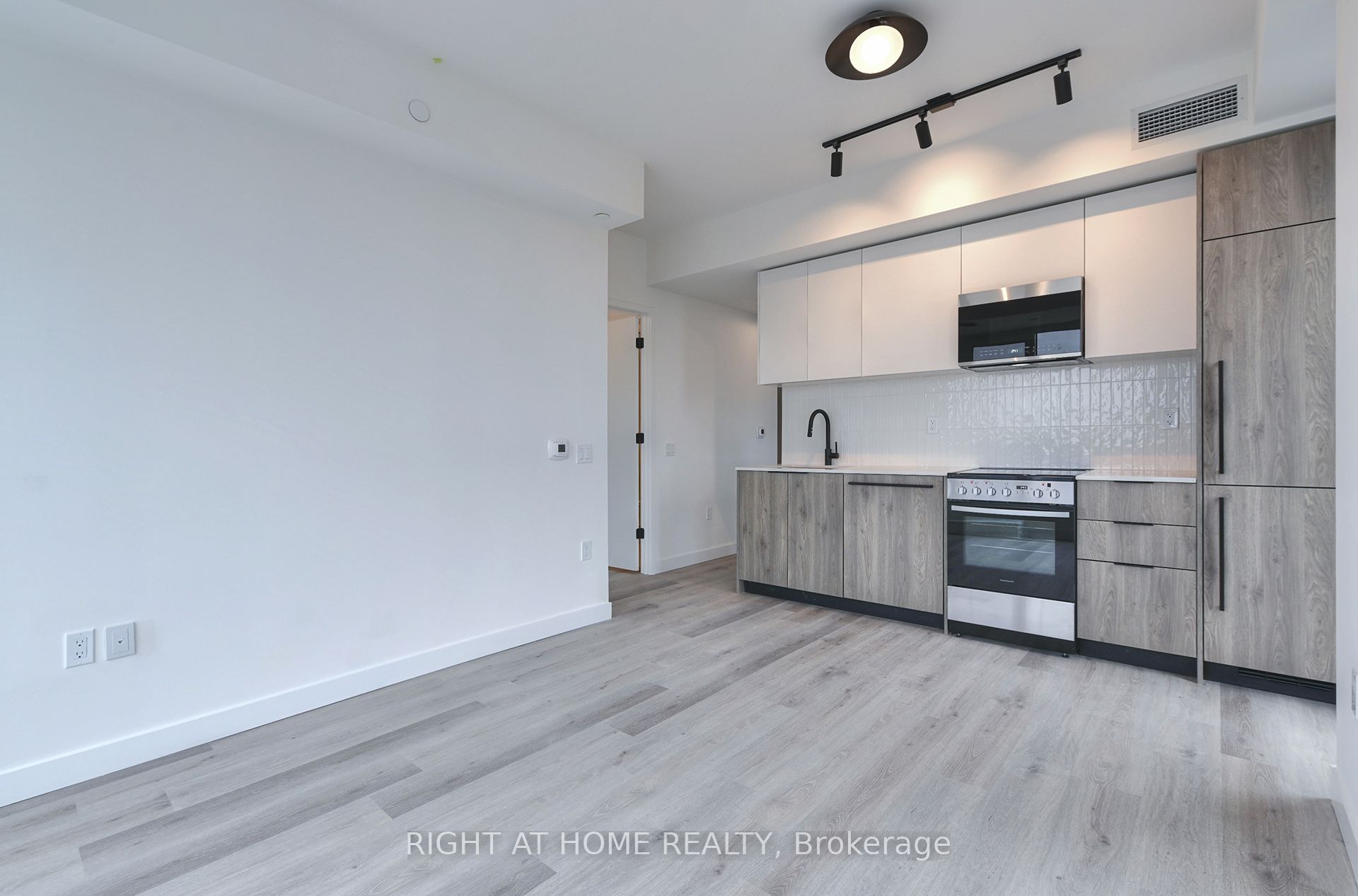 Additional image 5 of 701-1635 Military Trail, Toronto, ON, M1C 1B2