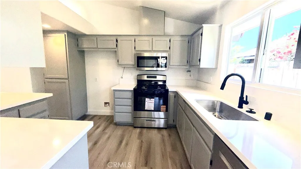 Additional image 18 of 132 Bennetta Dr, Santa Maria, CA 93458