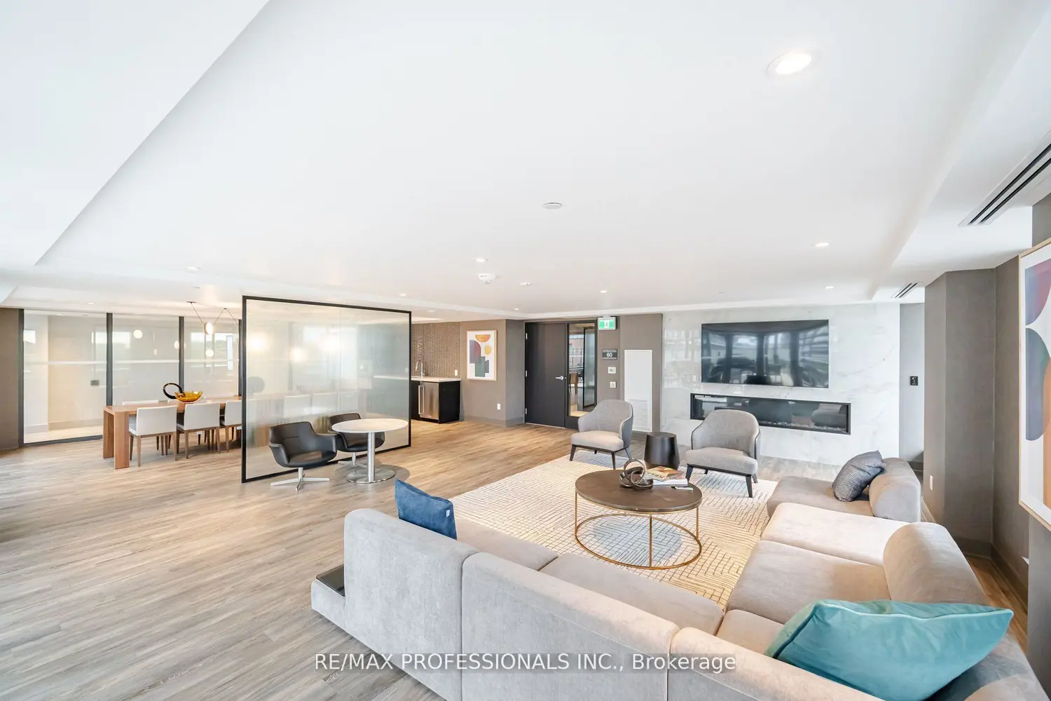 Additional image 15 of 185 Deerfield Road 504